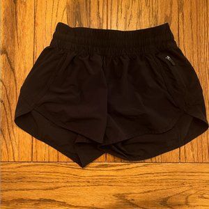Lululemon Women's Track That Short 5'' Mid-Rise Size 4